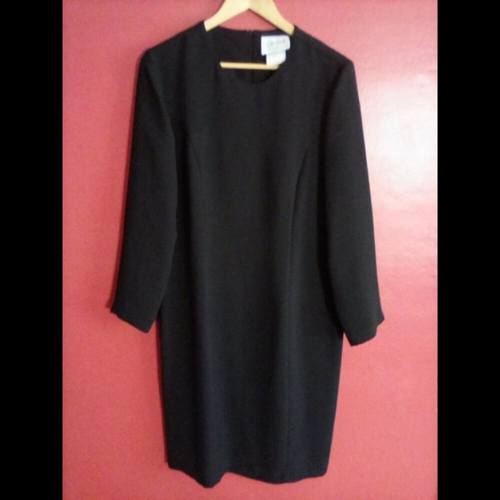 Vintage Leslie Belle Shift Dress Black 12